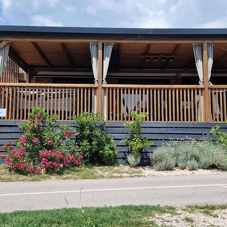 Mobile Home Kmz Selce Luaran gambar