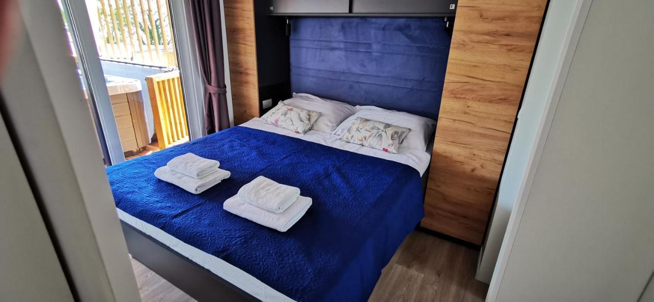 Mobile Home Kmz Selce Luaran gambar