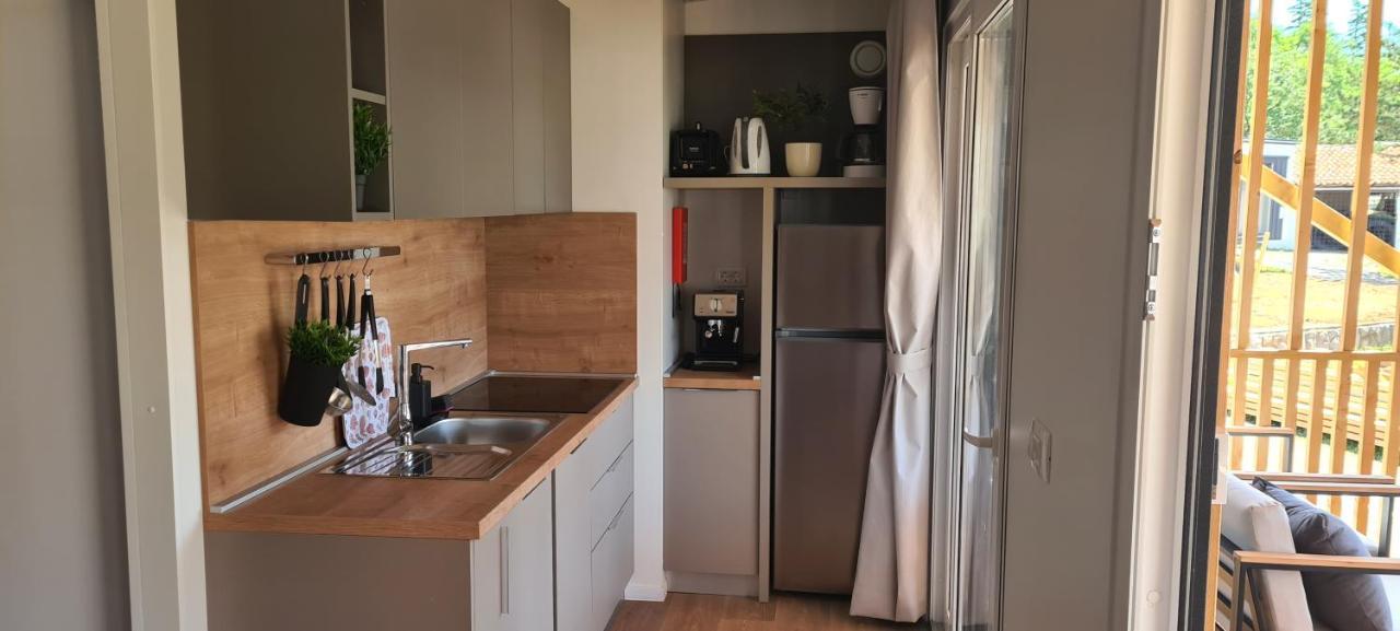 Mobile Home Kmz Selce Luaran gambar